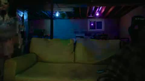 Snapshot of 420bunnie chatting on February 6, 2025, 4:10 am 420bunnie online show from February 6, 2025, 4:10 am