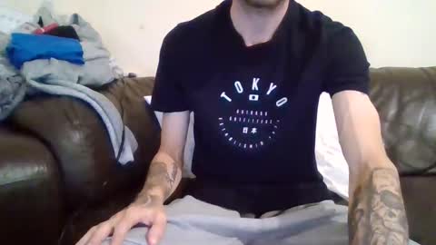 Snapshot of 420feetloverr420 chatting on October 1, 2025, 11:22 pm 420feetloverr420 online show from October 1, 2025, 11:22 pm