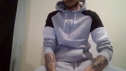 Snapshot of 420feetloverr420 chatting on October 16, 2025, 12:55 am 420feetloverr420 online show from October 16, 2025, 12:55 am