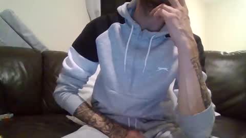 Snapshot of 420feetloverr420 chatting on October 17, 2025, 11:07 pm 420feetloverr420 online show from October 17, 2025, 11:07 pm