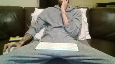 Snapshot of 420feetloverr420 chatting on February 15, 2026, 2:08 am 420feetloverr420 online show from February 15, 2026, 2:08 am