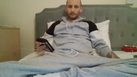 420feetloverr420 online show from March 31, 2026, 10:54 pm