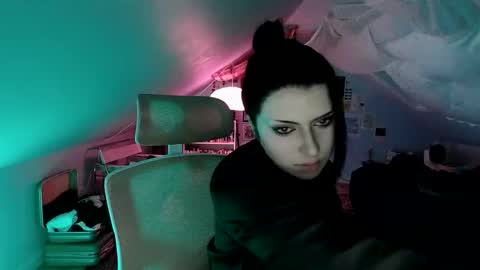 4lgorithm4ngel online show from October 19, 2025, 4:13 am