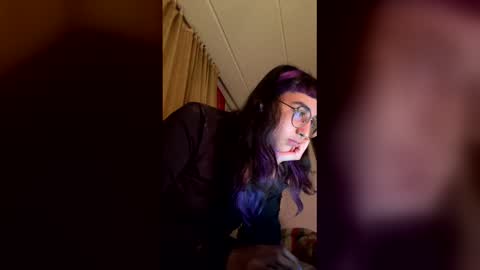 4ngiee online show from March 13, 2026, 4:52 am