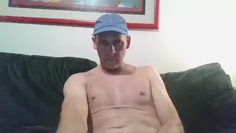 Snapshot of 4nuf chatting on December 27, 2024, 9:00 pm 4nuf online show from December 27, 2024, 9:00 pm