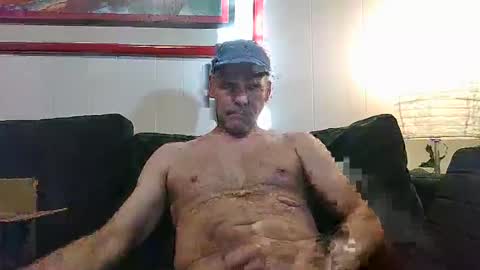 Snapshot of 4nuf chatting on December 30, 2024, 10:45 pm 4nuf online show from December 30, 2024, 10:45 pm