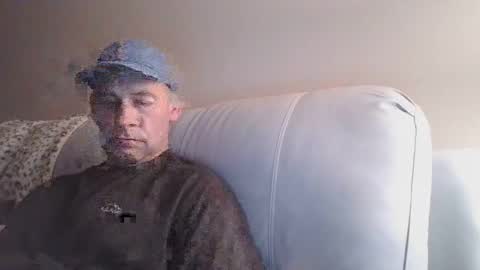 Snapshot of 4nuf chatting on January 1, 2025, 8:24 am 4nuf online show from January 1, 2025, 8:24 am