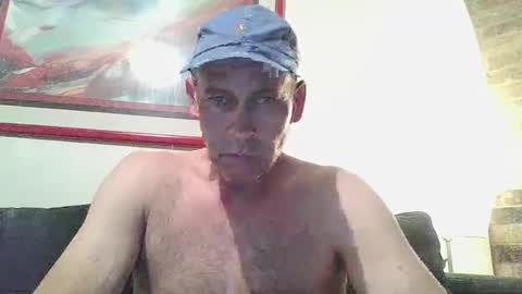 Snapshot of 4nuf chatting on January 2, 2025, 1:17 am 4nuf online show from January 2, 2025, 1:17 am