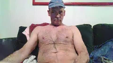 Snapshot of 4nuf chatting on February 10, 2025, 8:21 pm 4nuf online show from February 10, 2025, 8:21 pm