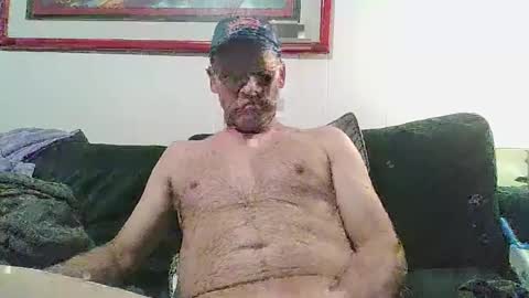 Snapshot of 4nuf chatting on February 24, 2025, 9:09 pm 4nuf online show from February 24, 2025, 9:09 pm