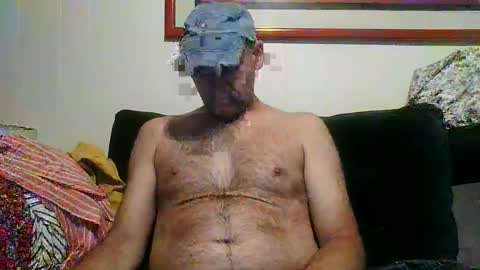 Snapshot of 4nuf chatting on October 9, 2025, 9:29 am 4nuf online show from October 9, 2025, 9:29 am