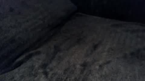 4playCums4u online show from October 19, 2025, 1:28 am