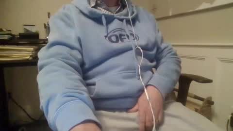 Snapshot of 4uguys chatting on March 21, 2026, 3:11 am 4uguys online show from March 21, 2026, 3:11 am