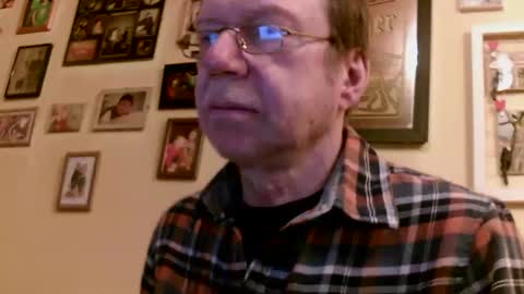 Snapshot of 64shorty chatting on March 5, 2025, 10:11 am 64shorty online show from March 5, 2025, 10:11 am