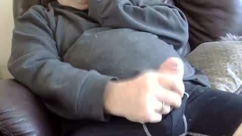 66bear online show from February 21, 2025, 5:53 pm