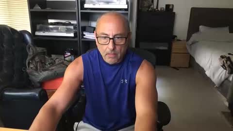 daddy vegas  for single women and couples here online show from March 28, 2026, 7:57 pm