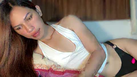 Snapshot of 6ex_lexi chatting on February 1, 2026, 10:58 am HAPPY BIRTHDAY online show from February 1, 2026, 10:58 am