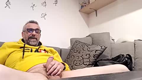 George online show from November 22, 2025, 12:31 am