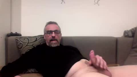 George online show from December 17, 2025, 7:20 pm