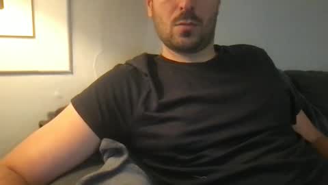 6tu online show from October 14, 2025, 9:15 pm