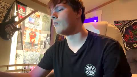 Snapshot of 710lemonade420 chatting on February 9, 2025, 9:28 pm lemonade online show from February 9, 2025, 9:28 pm