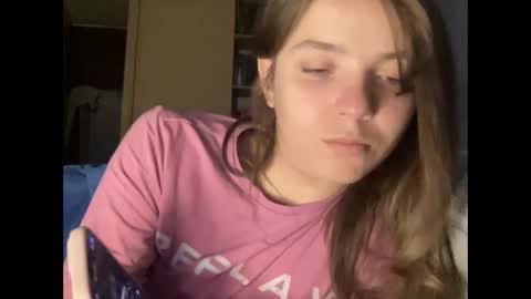 Snapshot of 75sowet018 chatting on September 26, 2025, 8:07 am 75sowet018 online show from September 26, 2025, 8:07 am