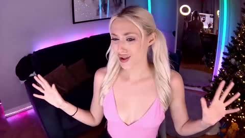 Loren Wood online show from January 19, 2025, 7:15 pm