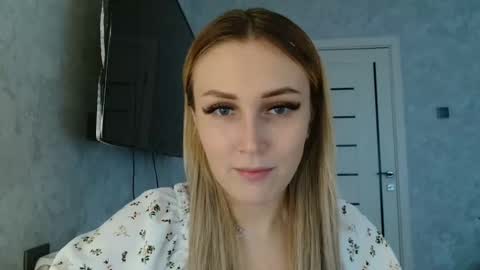 Snapshot of 7melania chatting on September 20, 2025, 12:06 pm 7melania online show from September 20, 2025, 12:06 pm