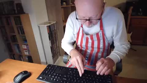 Snapshot of 7thsojourn chatting on March 2, 2025, 8:29 pm Papi online show from March 2, 2025, 8:29 pm