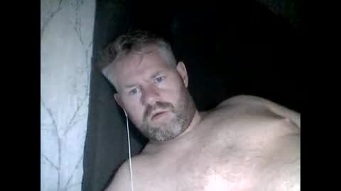 Snapshot of 81jonnyx chatting on December 17, 2024, 9:49 pm 81jonnyx online show from December 17, 2024, 9:49 pm