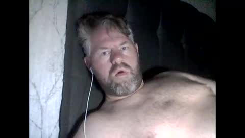 Snapshot of 81jonnyx chatting on March 7, 2025, 5:51 am 81jonnyx online show from March 7, 2025, 5:51 am