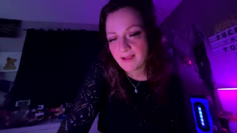 Snapshot of 88heygirlhey88 chatting on November 22, 2025, 11:31 am That girl online show from November 22, 2025, 11:31 am