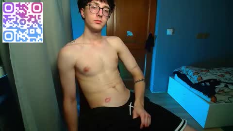 Snapshot of 8_goat chatting on October 25, 2025, 1:13 am Phillip online show from October 25, 2025, 1:13 am