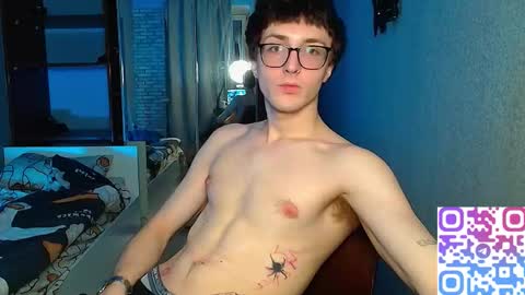 Snapshot of 8_goat chatting on November 30, 2025, 12:14 am Phillip online show from November 30, 2025, 12:14 am