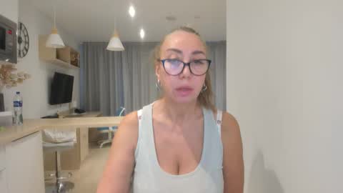 8ciara online show from November 26, 2025, 8:26 am