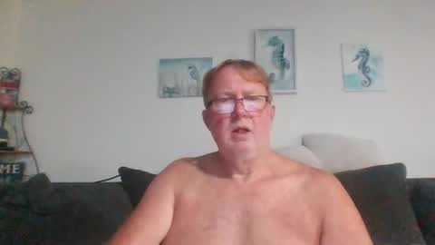 9gecko696969 online show from May 7, 2026, 12:10 pm