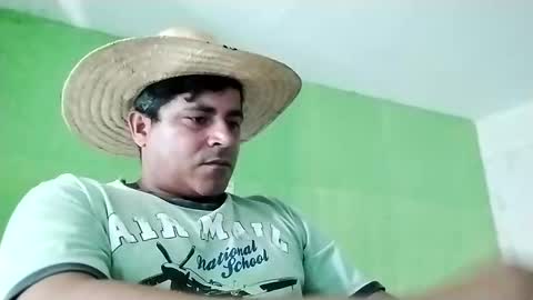 9vinhocamshow online show from January 7, 2025, 4:27 pm