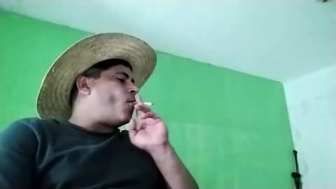 9vinhocamshow online show from February 9, 2025, 5:11 pm