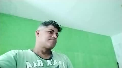 9vinhocamshow online show from February 23, 2025, 11:44 am