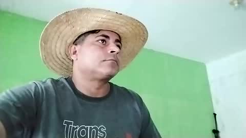 9vinhocamshow online show from March 1, 2025, 12:23 pm