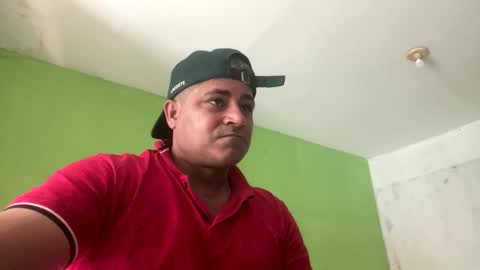 9vinhocamshow online show from February 10, 2026, 11:58 am