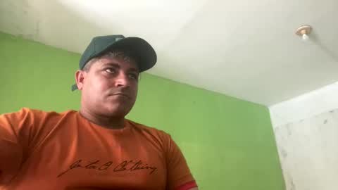 Snapshot of 9vinhocamshow chatting on April 24, 2026, 11:34 am 9vinhocamshow online show from April 24, 2026, 11:34 am
