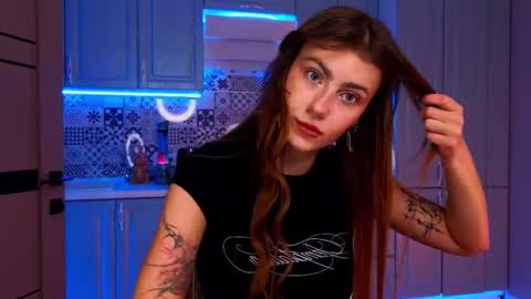 Willow online show from October 10, 2025, 9:14 pm