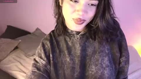 abigaill online show from March 12, 2025, 9:02 am