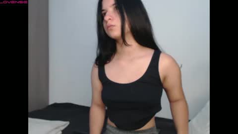 _abrill_20 online show from October 12, 2025, 7:24 pm