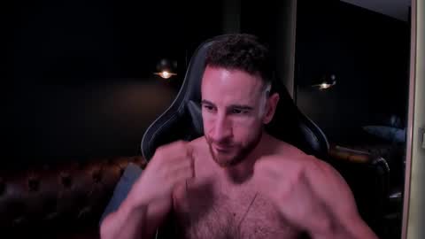 _adamcoper_ online show from November 21, 2025, 3:11 pm