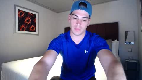 Snapshot of _aesthetic chatting on November 25, 2025, 5:57 pm _aesthetic online show from November 25, 2025, 5:57 pm