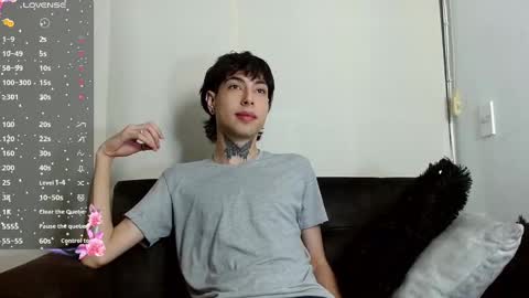 Snapshot of _alexblunt_ chatting on December 29, 2024, 11:50 pm _alexblunt_ online show from December 29, 2024, 11:50 pm