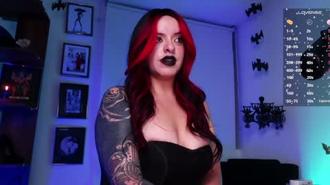 Snapshot of _alice_d chatting on December 10, 2024, 11:19 pm Miss Alice My internet sucks these days see you soon online show from December 10, 2024, 11:19 pm