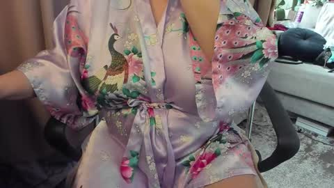 Snapshot of _alyssia_ chatting on February 15, 2026, 10:25 am lisa online show from February 15, 2026, 10:25 am
